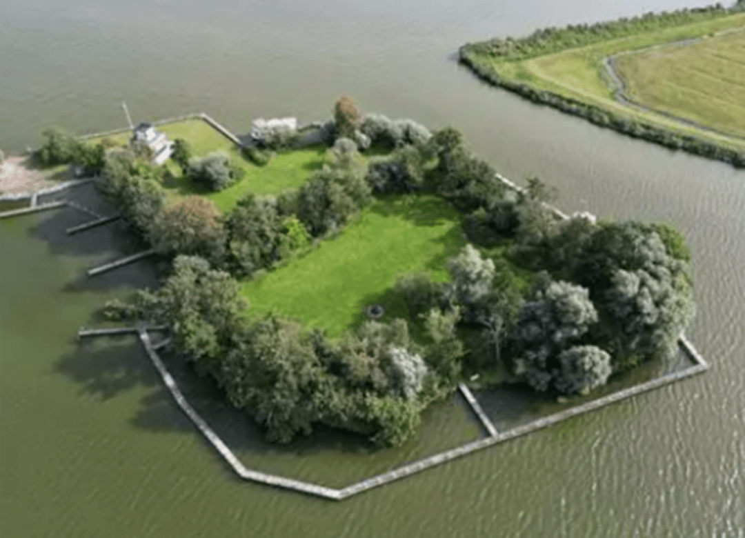 Eiland De Nes bij ZWV West-Knollendam