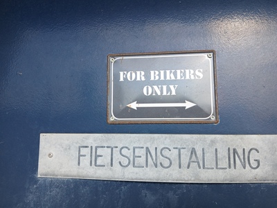 fietsenstalling fietsenstalling